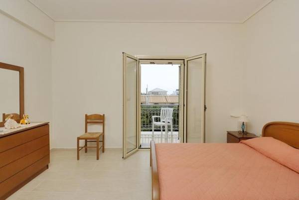 8 Furnished Apartments in Stoupa for Rent.