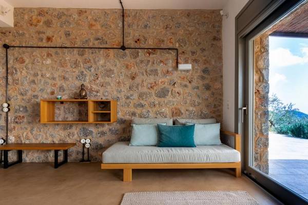 Zen Rocks Mani Retreat