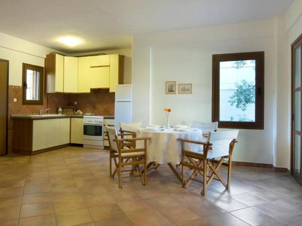 Amaryllis Summer Maisonettes