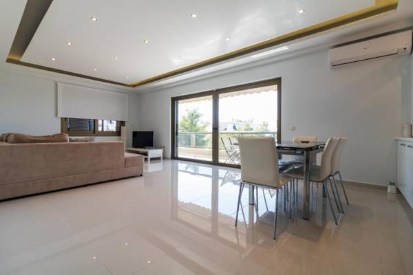 Amazing Holiday Apt with Ocean Views