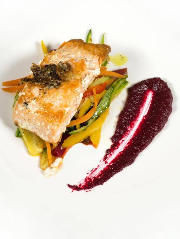 Bitzaro Grande Hotel & Suites