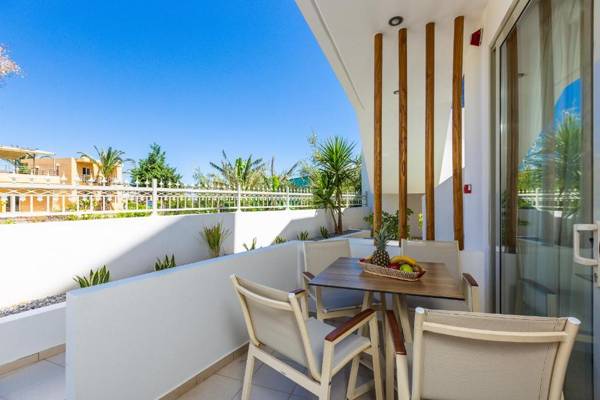 Nostos Beach Boutique Hotel