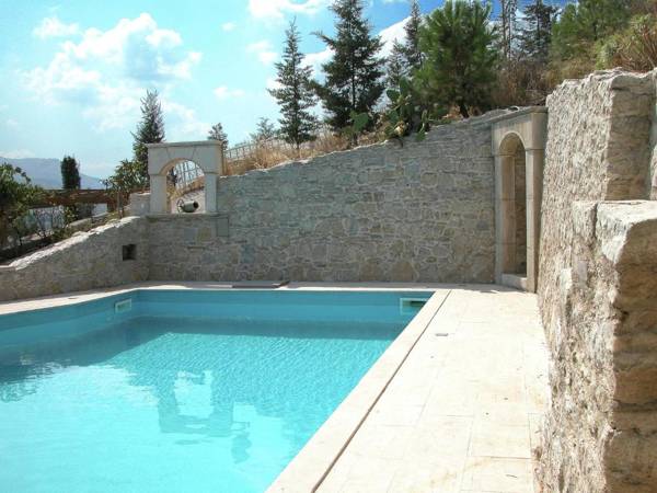 Luxurious Villa in Malades Crete with Swimming Pool