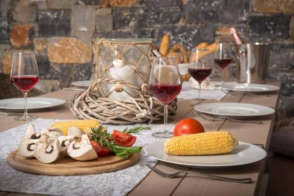 Villa Greece by Myseasight