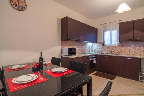 Despina Apartment - Sea & Pool View