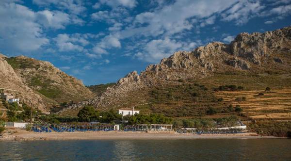 Four Seasons Hydra Luxury Suites