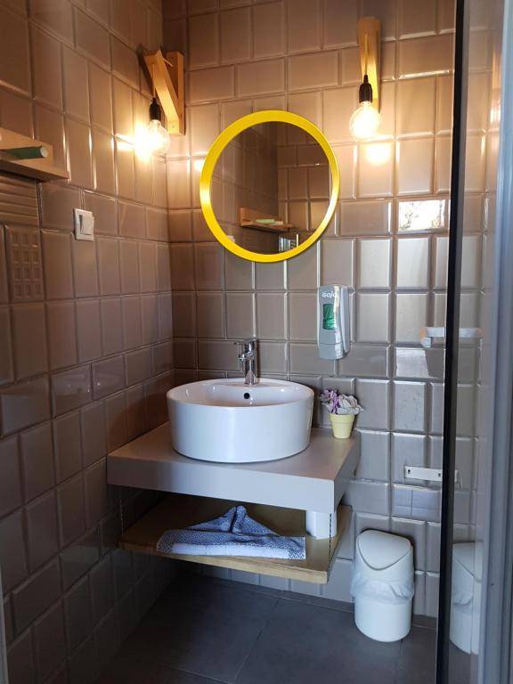 Anemos Suites by Estia