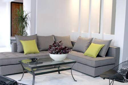 Cretan Luxury Villa by Smaris Collection