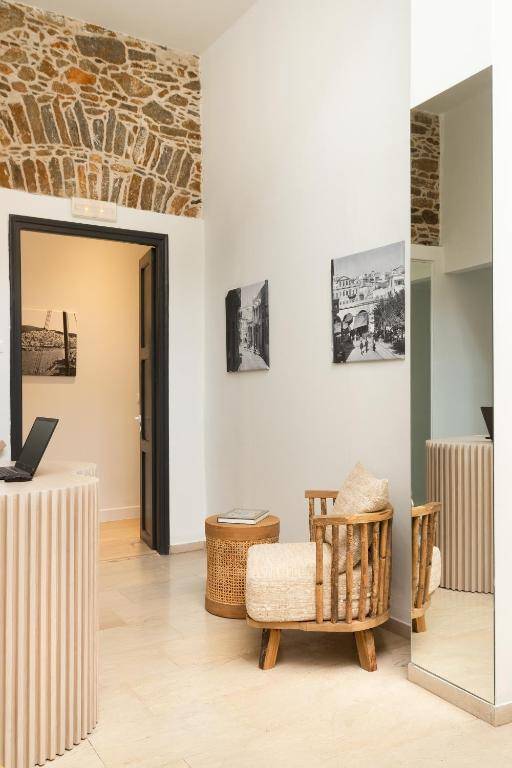 SYROS SOUL LUXURY SUITES