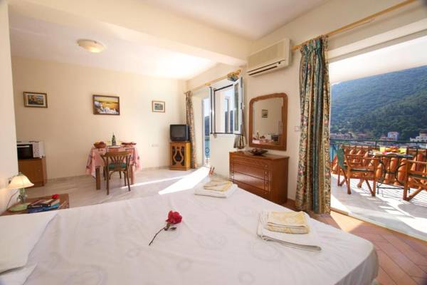 Boulevard Aetos Suites