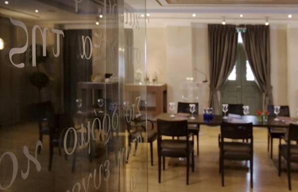 Athenaeum Eridanus Luxury Hotel