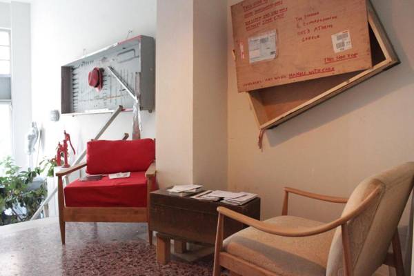 Boutique Athens CT Building