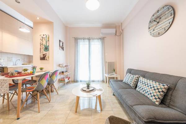 Stylish Acropolis Apartment by Cloudkeys