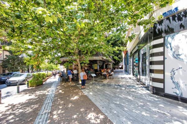 Kolonaki square business apartment.