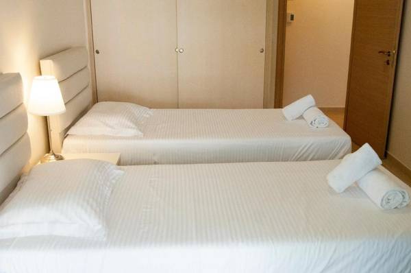 Cozy Bright Apartment