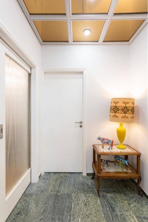 A short walk to Syntagma and Plaka by Athenian Home