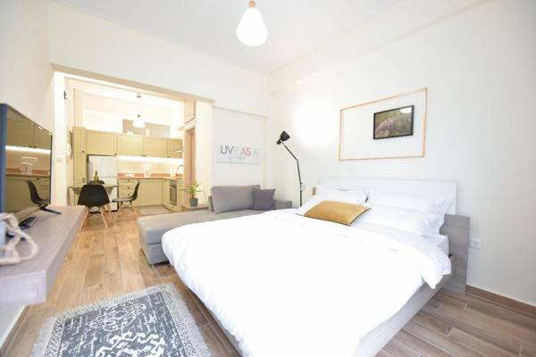 Live As A Greek in Artemis apartment