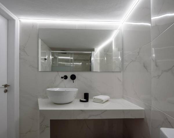 Acropolis Grand Apartment