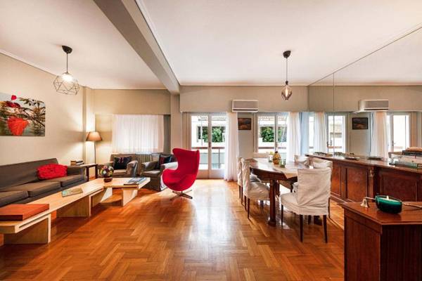 Spacious 3 Bedroom apt near Acropolis museum