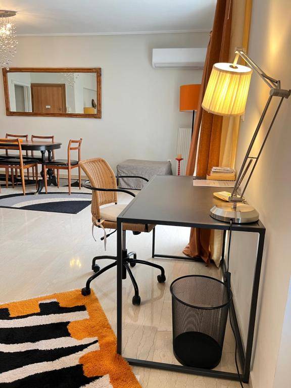 Workspace - Peaceful Apartment by Flisvos Marina - Athenian Home