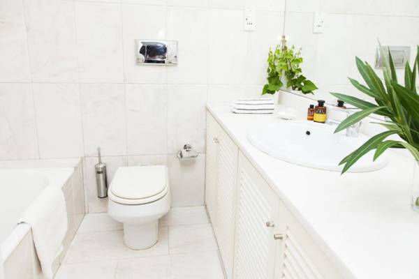 Delux Apartment with Amazing Balcony!