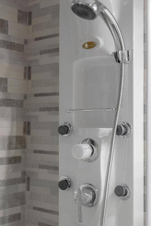 Acropolis Deluxe Apartment