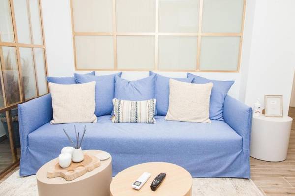 Full-renovated adorable apartment in Athens