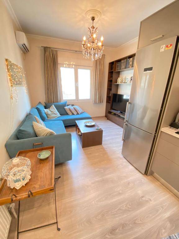 Skip Away from the Acropolis Museum