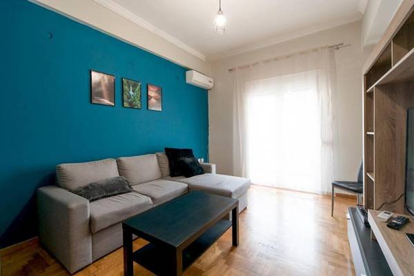 Central apartment 3' to Metaksourgio metro station