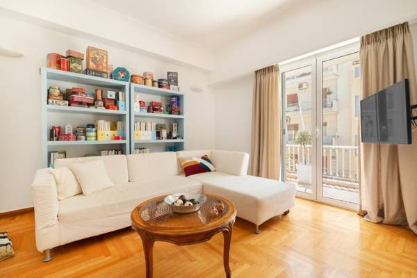 Vibrant in Pangrati by Athenian Homes