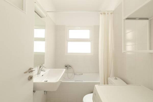 Vibrant in Pangrati by Athenian Homes