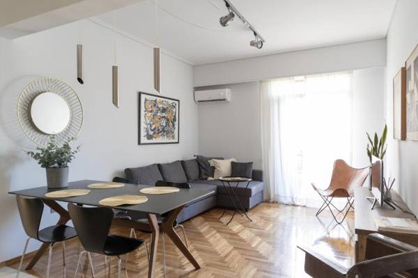 Retreat to a Stylish Flat in Psychiko