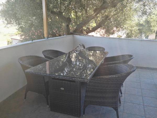 Rogakia Village est. 1983