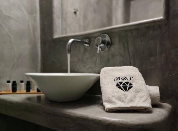 Black Diamond Suites