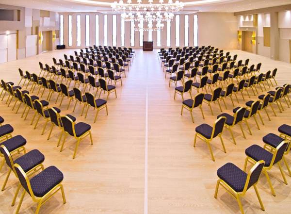 KRESTEN ROYAL Euphoria Resort