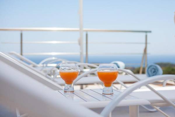 Francis & Gregorys Luxury Villas