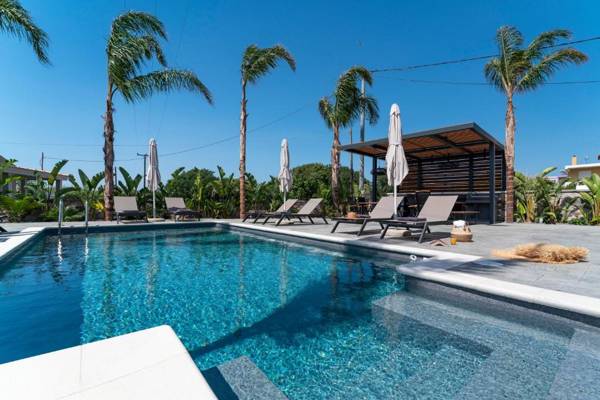 Palmeral Luxury Suites