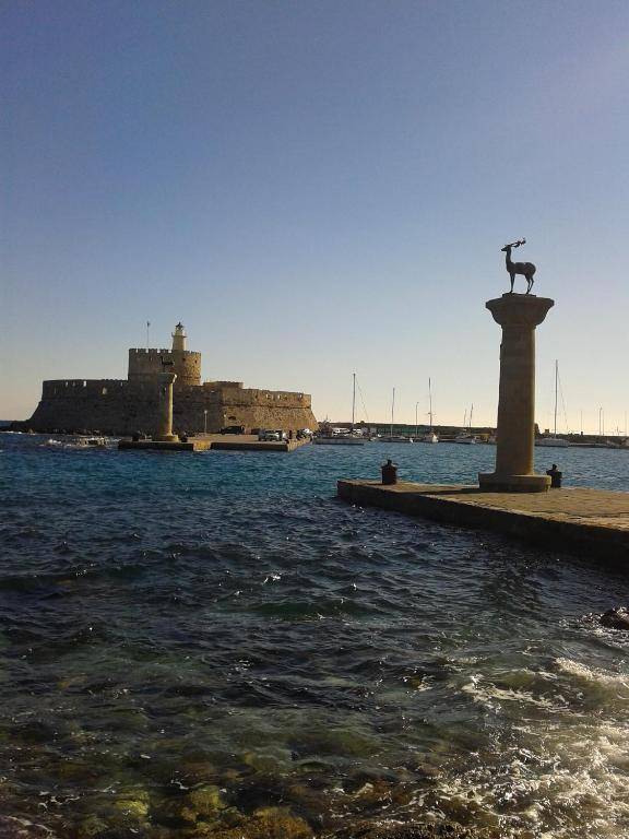 Vickys Studios Faliraki