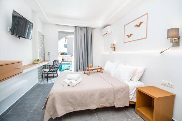 Alexander Studios & Suites - Adults Only