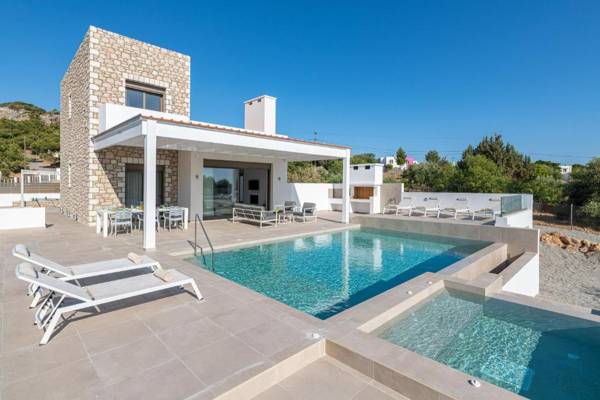 VILLA IRIS in PEFKOS PINE VILLAS