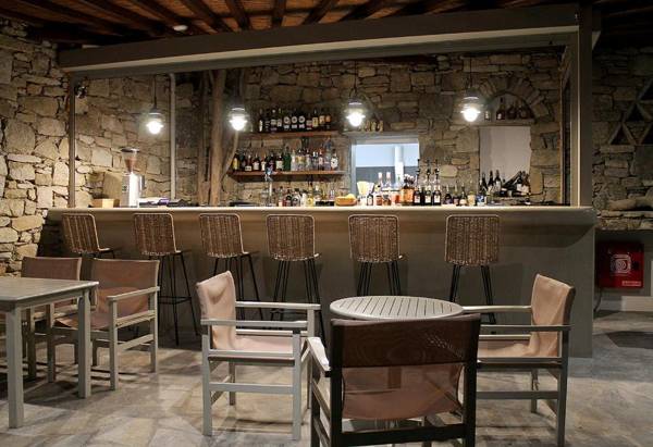 Vienoula's Garden Hotel