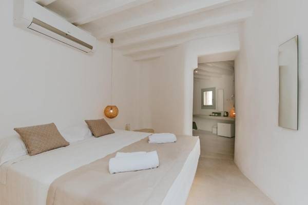 Paolas Τown Boutique Hotel