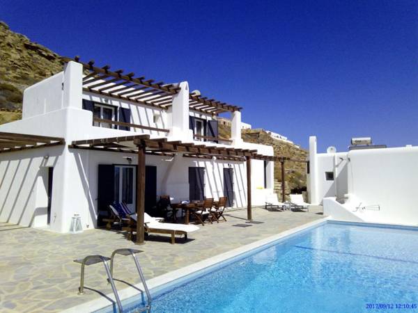 Siourdas Mykonos Villas