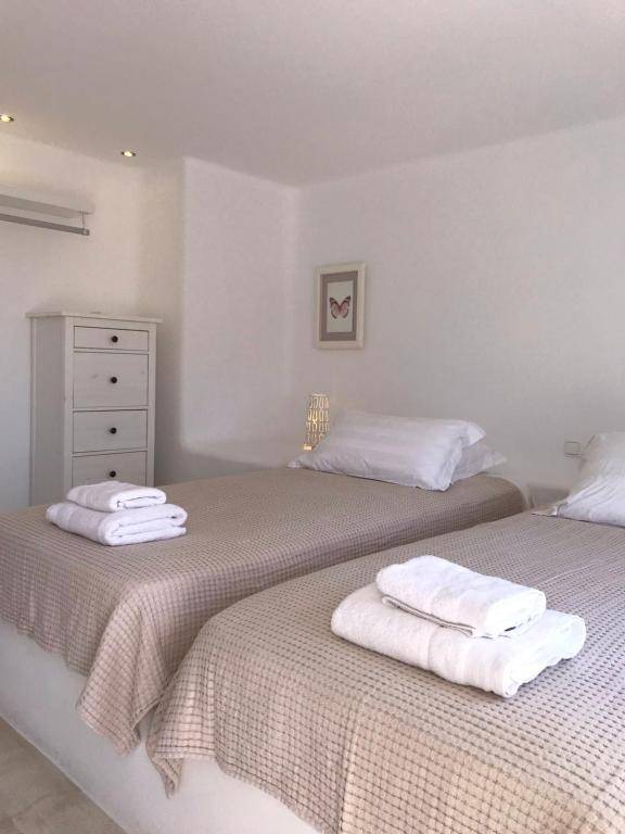 Gorgeous Villa near Mykonos Town by Diles Villas