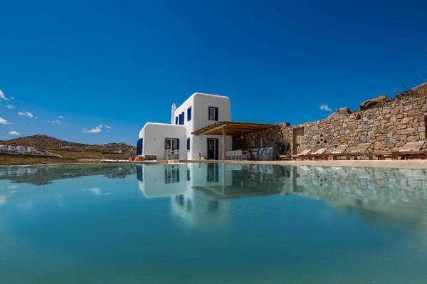 Tranquil Villa Complex*upto 19 guests*Private Pool