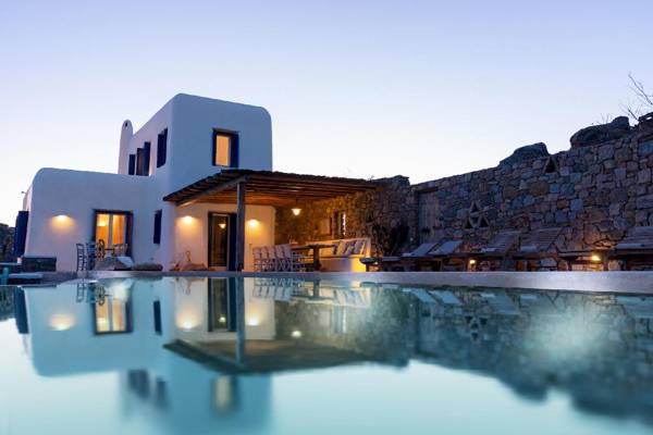 Tranquil Villa Complex*upto 19 guests*Private Pool