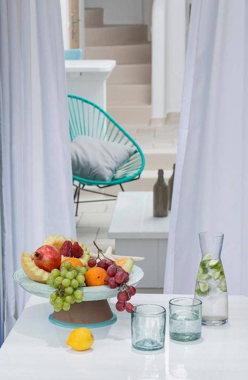 Deluxe Mykonos Villa Outdoor Pool Villa del Sol Sea Pool View 2 BDR Ornos