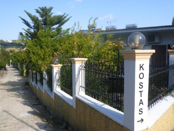 Kostas Apartments & studios
