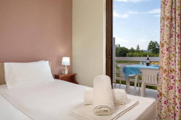 Eleni Studios&Apartments