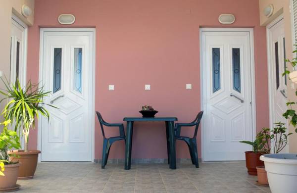 Skamagkas M. Apartments